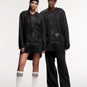 Adidas x Ivy Park Black jersey